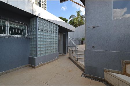 Casa à venda com 497m², 4 quartos e 4 vagasÁrea externa