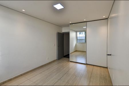 Casa à venda com 497m², 4 quartos e 4 vagasQuarto 1