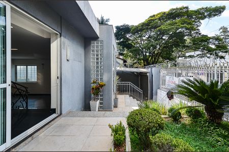 Casa à venda com 497m², 4 quartos e 4 vagasVaranda
