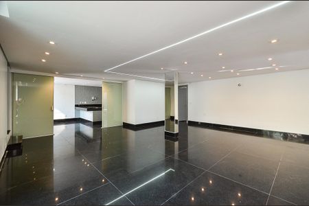 Casa à venda com 497m², 4 quartos e 4 vagasSala 1