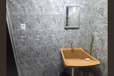 Studio para alugar com 18m², 1 quarto e sem vaga Studio para alugar com 18m², 1 quarto e sem vagaBanheiro