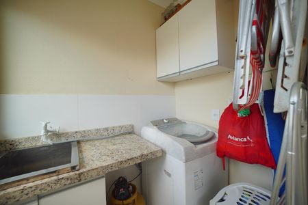 Apartamento para alugar com 65m², 2 quartos e 1 vagaÁrea de Serviço