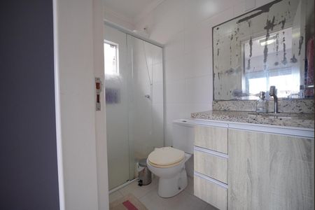 Apartamento para alugar com 65m², 2 quartos e 1 vagaBanheiro da suíte