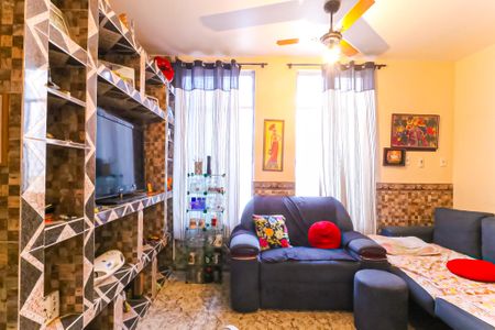 Sala de casa à venda com 3 quartos, 350m² em Piedade, Rio de Janeiro