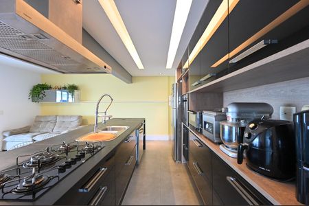 Apartamento à venda com 84m², 3 quartos e 2 vagasCozinha