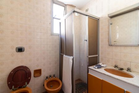 Apartamento para alugar com 72m², 3 quartos e 1 vaga Apartamento para alugar com 72m², 3 quartos e 1 vagaBanheiro social