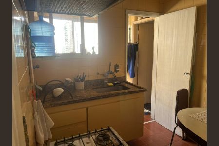 Apartamento à venda com 79m², 2 quartos e 1 vagaCozinha