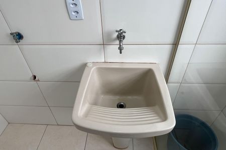 Apartamento para alugar com 58m², 1 quarto e sem vagaBanheiro