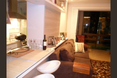 Sala de apartamento à venda com 2 quartos, 65m² em Partenon, Porto Alegre