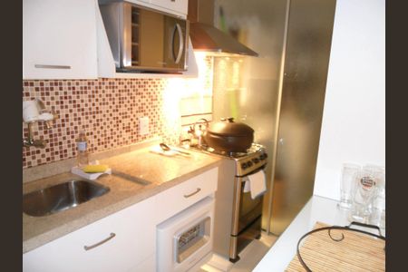 Apartamento à venda com 65m², 2 quartos e 1 vaga Apartamento à venda com 65m², 2 quartos e 1 vagaCozinha
