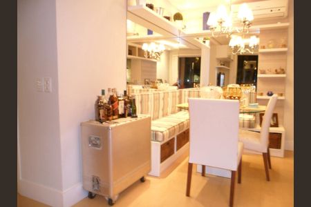 Sala de apartamento à venda com 2 quartos, 65m² em Partenon, Porto Alegre