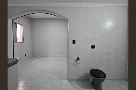 Casa para alugar com 150m², 2 quartos e 2 vagasBanheiro da Suíte