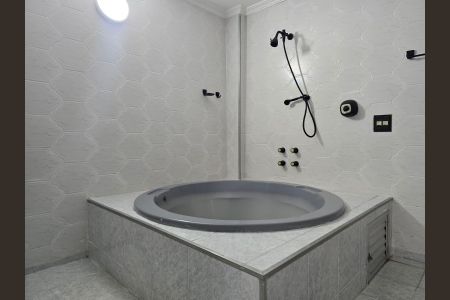 Casa para alugar com 150m², 2 quartos e 2 vagasBanheiro da Suíte