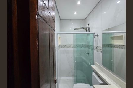 Casa para alugar com 150m², 2 quartos e 2 vagasBanheiro Social