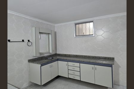 Casa para alugar com 150m², 2 quartos e 2 vagasBanheiro da Suíte