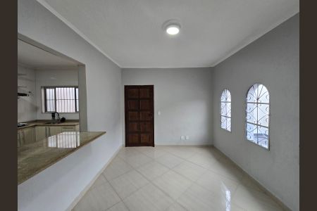 Sala  de casa para alugar com 2 quartos, 150m² em Jardim Frizzo, Guarulhos
