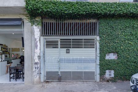 Casa para alugar com 100m², 3 quartos e 2 vagas Casa para alugar com 100m², 3 quartos e 2 vagasFachada