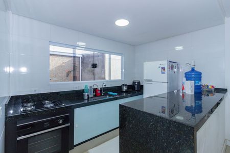 Casa para alugar com 100m², 3 quartos e 2 vagas Casa para alugar com 100m², 3 quartos e 2 vagasCozinha