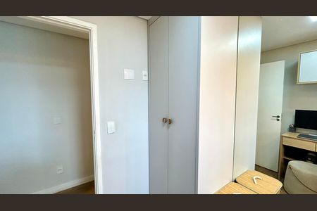 Apartamento à venda com 47m², 2 quartos e 1 vagaQuarto 2