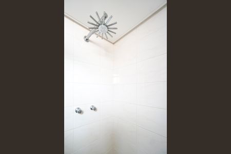 Apartamento à venda com 66m², 2 quartos e 2 vagasChuveiro