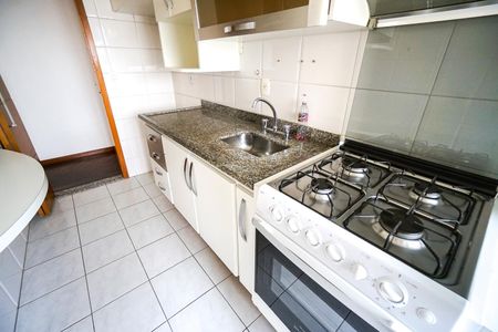 Apartamento à venda com 66m², 2 quartos e 2 vagasPia e fogão