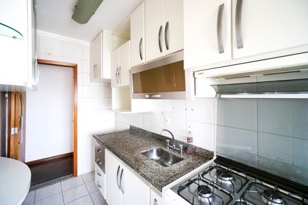 Apartamento à venda com 66m², 2 quartos e 2 vagasCozinha