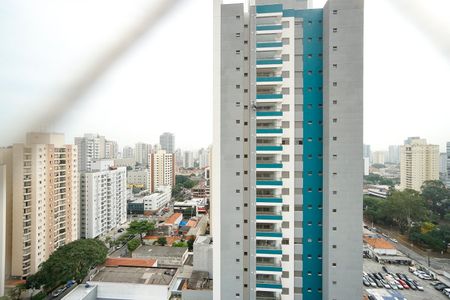 Apartamento à venda com 66m², 2 quartos e 2 vagasVista da suíte