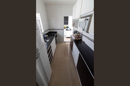 Casa à venda com 292m², 2 quartos e 10 vagasCOZINHA