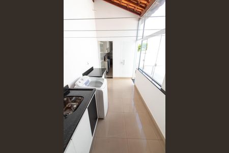 Casa à venda com 292m², 2 quartos e 10 vagasÁREA DE SERVIÇO