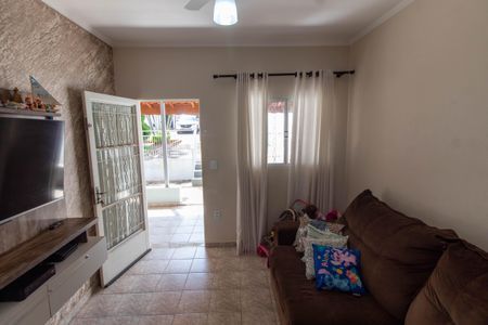 Casa à venda com 292m², 2 quartos e 10 vagasSALA