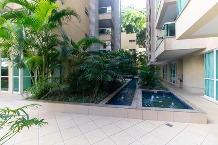 Apartamento à venda com 75m², 2 quartos e 1 vaga Apartamento à venda com 75m², 2 quartos e 1 vagaÁrea comum