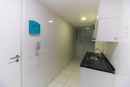 Apartamento à venda com 75m², 2 quartos e 1 vaga Apartamento à venda com 75m², 2 quartos e 1 vagaCozinha e Área de Serviço
