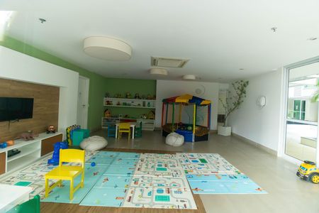 Apartamento à venda com 75m², 2 quartos e 1 vaga Apartamento à venda com 75m², 2 quartos e 1 vagaÁrea comum