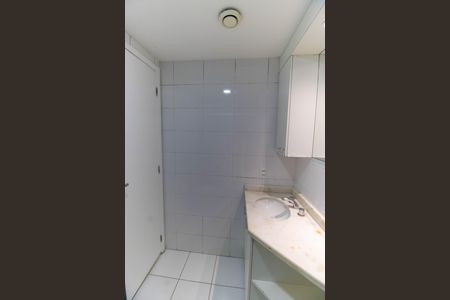Apartamento à venda com 75m², 2 quartos e 1 vaga Apartamento à venda com 75m², 2 quartos e 1 vagaBanheiro da Suíte