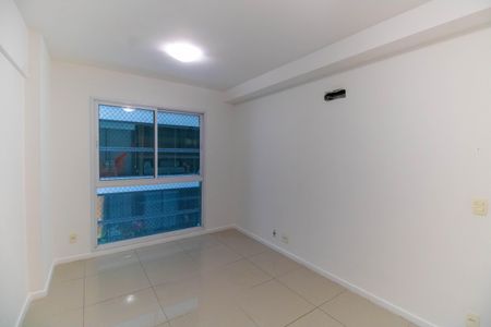 Apartamento à venda com 75m², 2 quartos e 1 vaga Apartamento à venda com 75m², 2 quartos e 1 vagaSuíte