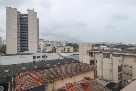 Apartamento para alugar com 81m², 2 quartos e sem vagaTerraço