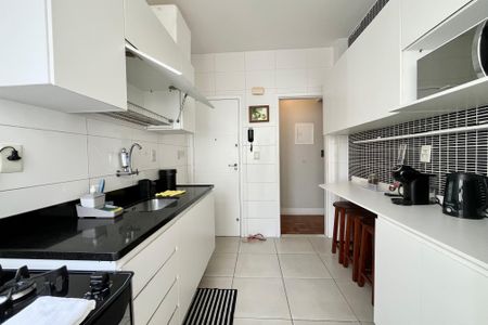 Apartamento para alugar com 87m², 2 quartos e 1 vagaCozinha