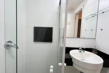 Apartamento para alugar com 87m², 2 quartos e 1 vagaBanheiro social 