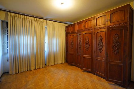 Apartamento à venda com 250m², 4 quartos e 1 vagaSuite