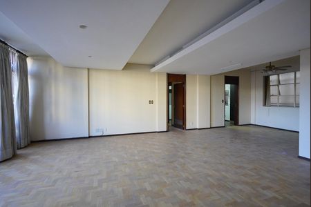 Apartamento à venda com 250m², 4 quartos e 1 vagaSala
