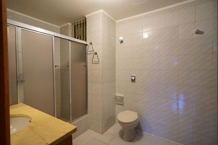 Apartamento à venda com 250m², 4 quartos e 1 vagaBanheiro Corredor
