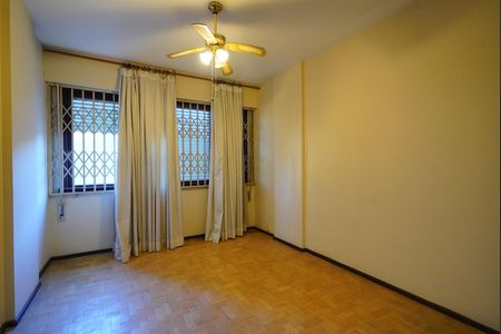 Apartamento à venda com 250m², 4 quartos e 1 vagaQuarto 2
