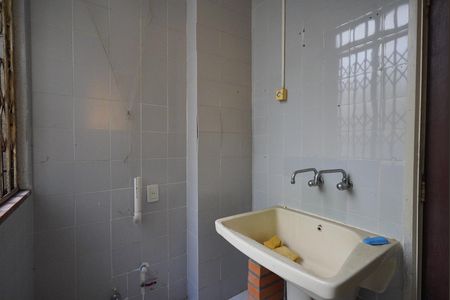 Apartamento à venda com 250m², 4 quartos e 1 vagaÁrea de Serviço