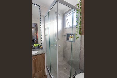 Apartamento à venda com 54m², 2 quartos e 1 vaga Apartamento à venda com 54m², 2 quartos e 1 vagaBanheiro da suíte