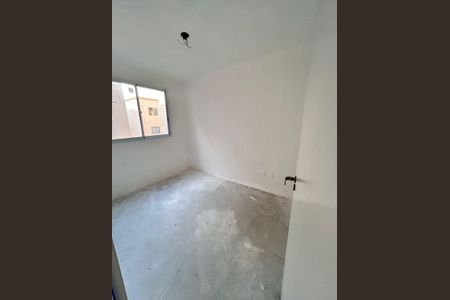 Sala de apartamento à venda com 2 quartos, 42m² em Campo Novo, Porto Alegre