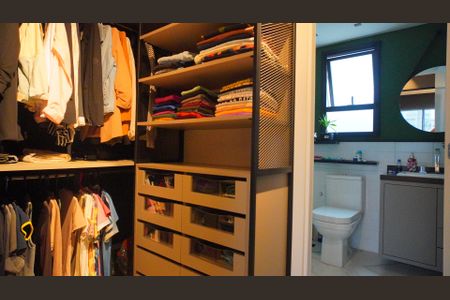 Apartamento para alugar com 75m², 2 quartos e 1 vagaCloset da suíte