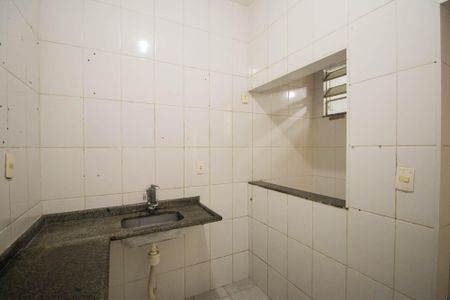 Casa para alugar com 50m², 1 quarto e sem vagaCozinha e Área de Serviço