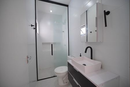 Casa para alugar com 79m², 2 quartos e 3 vagasBanheiro da Suíte 1