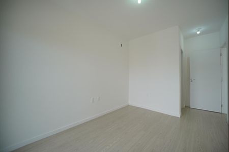 Suíte 1 de casa para alugar com 2 quartos, 79m² em Forquilhas, São José