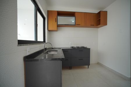 Cozinha de casa para alugar com 2 quartos, 79m² em Forquilhas, São José